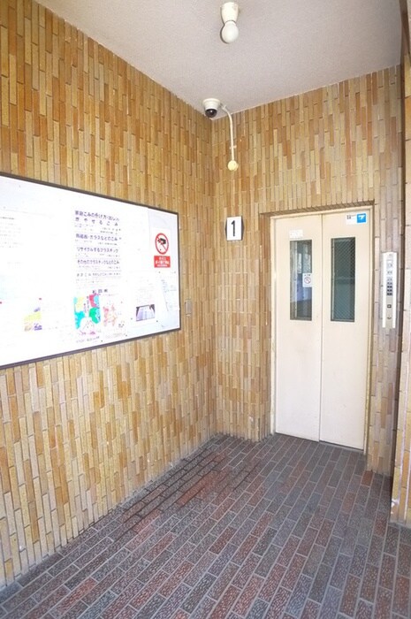 パラスト北小金(2F)の物件外観写真