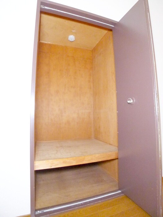 パラスト北小金(2F)の物件内観写真