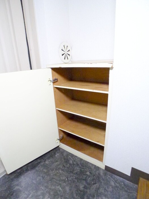 パラスト北小金(2F)の物件内観写真