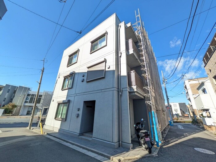 ナナラ千川の物件外観写真