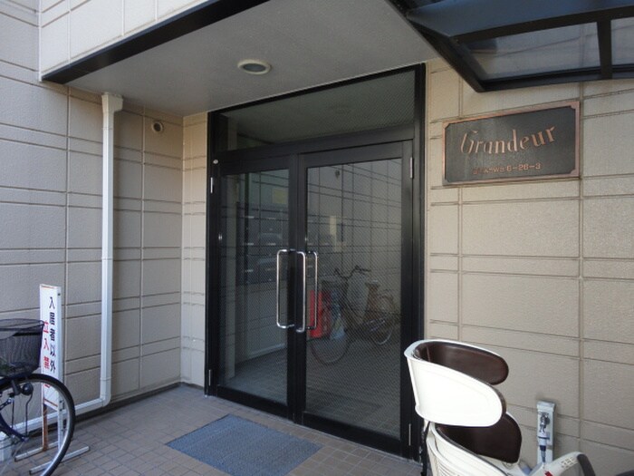 グランド－ルの物件外観写真