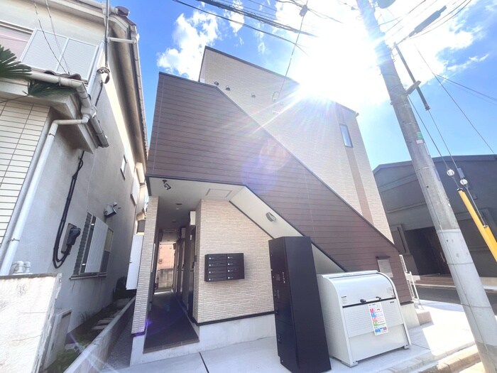 ＳＴＥＬＬＡ＋の物件外観写真