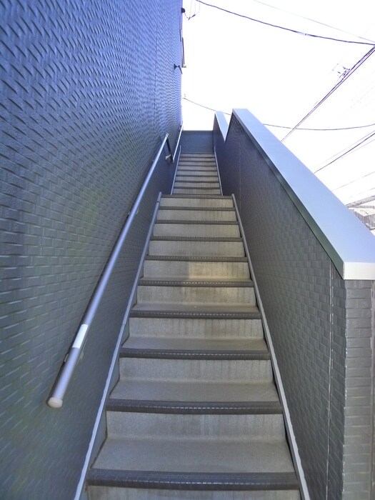 レフィナ－ドカメオカの物件外観写真