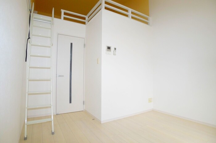 レフィナ－ドカメオカの物件内観写真