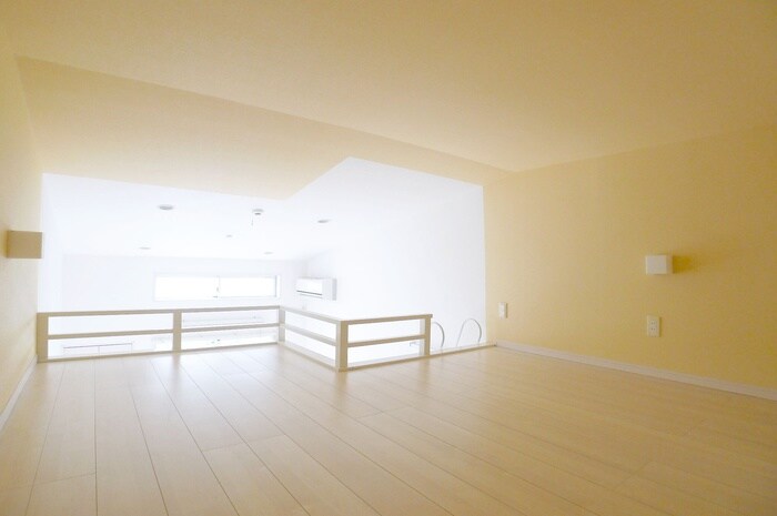 レフィナ－ドカメオカの物件内観写真