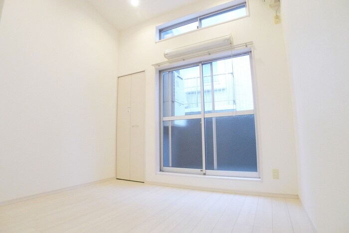 レフィナ－ドカメオカの物件内観写真