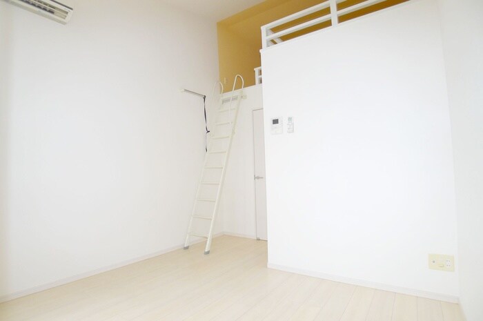 レフィナ－ドカメオカの物件内観写真