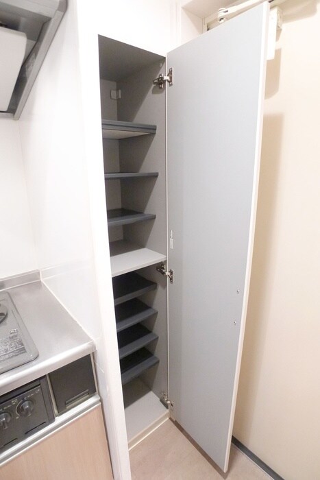 レフィナ－ドカメオカの物件内観写真