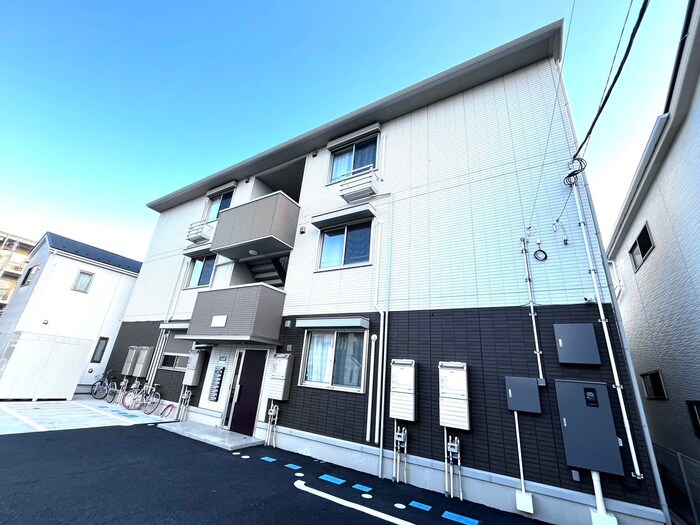 イリゼの物件外観写真