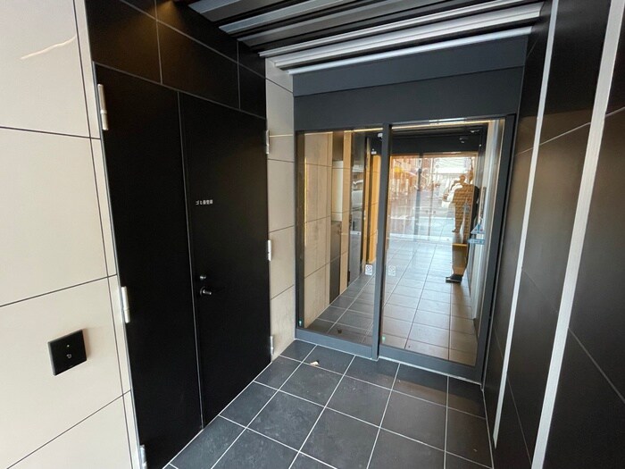 ﾙﾈｻﾝｽｺｰﾄ築地の物件外観写真