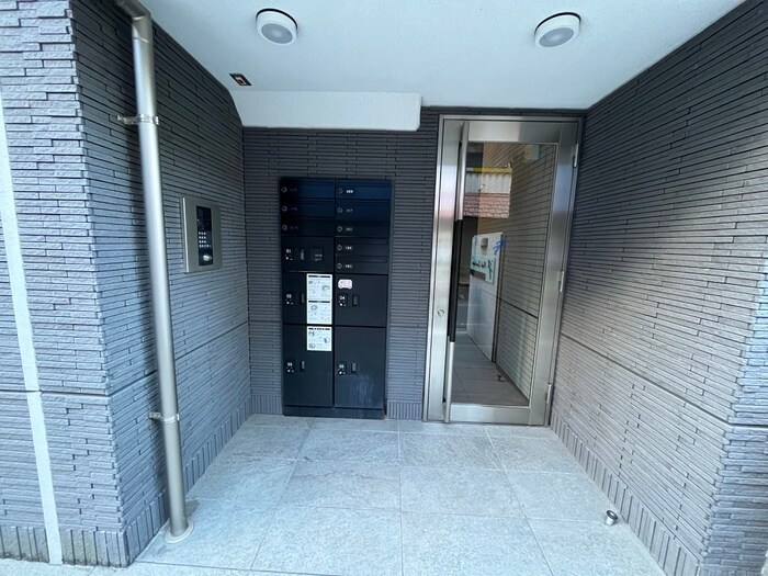 ｴﾌ･ﾊﾟｰｸﾚｼﾞﾃﾞﾝｽ横浜反町1216の物件外観写真