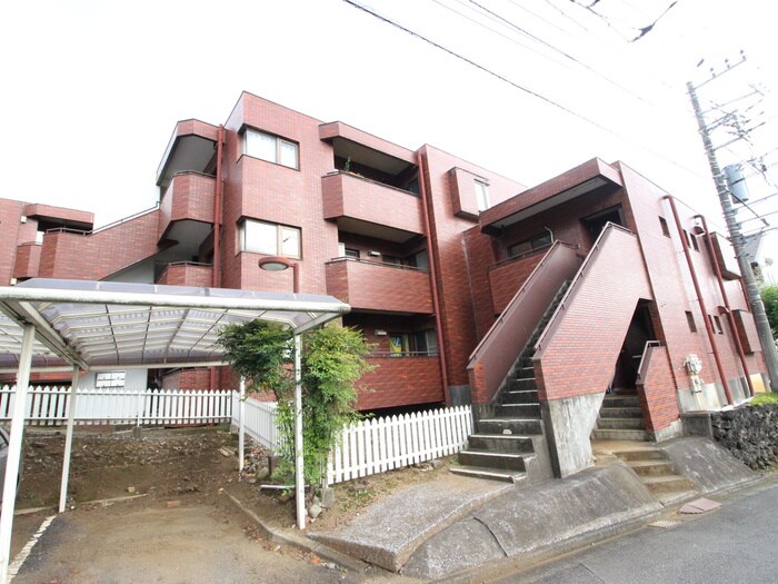多摩湖パークサイドハイツの物件外観写真