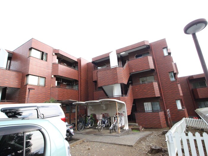 多摩湖パークサイドハイツの物件外観写真