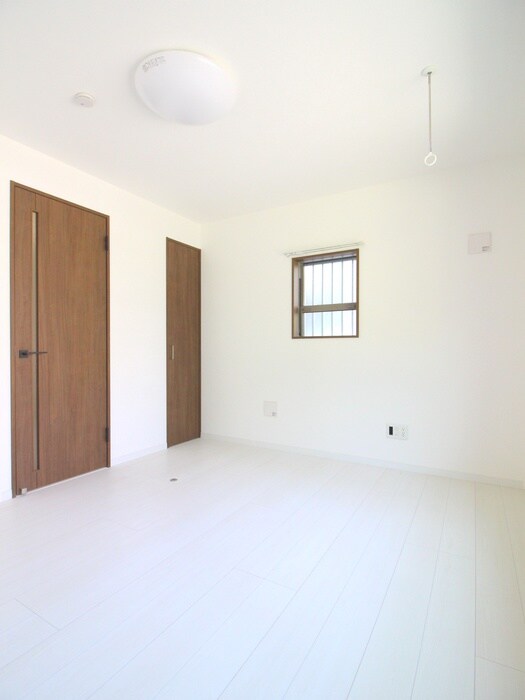 ＳＴＲＩＰＥＳの物件内観写真