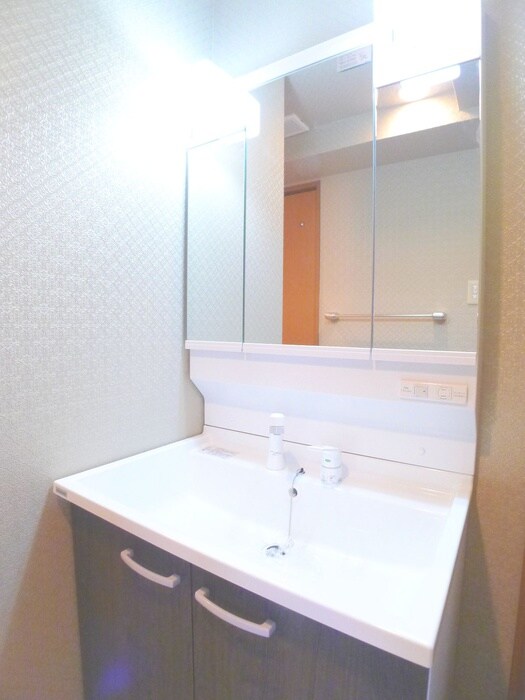 INSURANCE BLDG.XVIIの物件内観写真