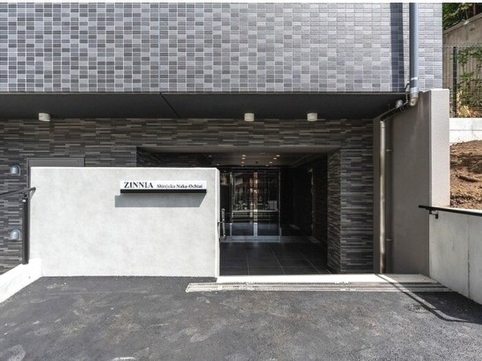 ジニア新宿中落合の物件外観写真