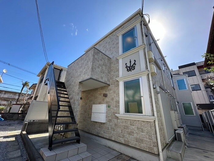 エムステージ西大泉の物件外観写真