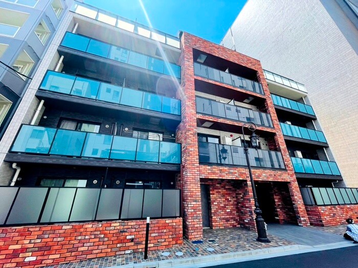 トレ・アルコバレーノ中央の物件外観写真