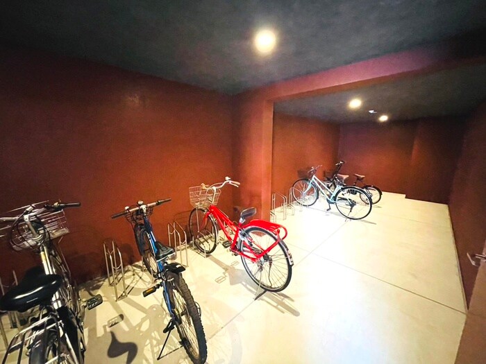 トレ・アルコバレーノ中央の物件外観写真