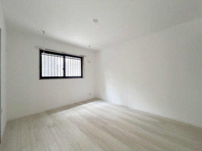 トレ・アルコバレーノ中央の物件内観写真