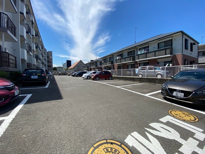 サンパレス湘南Ⅲの物件外観写真