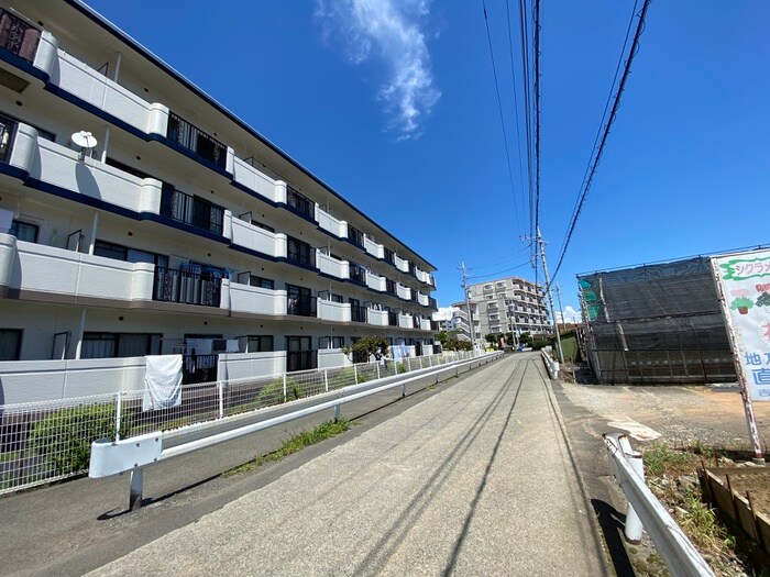 サンパレス湘南Ⅲの物件外観写真