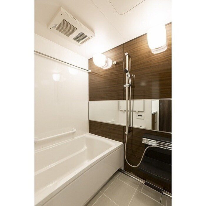 ｺﾝﾌｫﾘｱ成増ｸﾞﾘｰﾝｻｲﾄﾞの物件内観写真