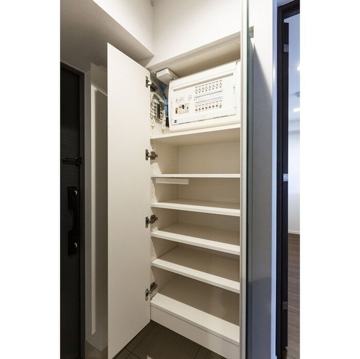 ｺﾝﾌｫﾘｱ成増ｸﾞﾘｰﾝｻｲﾄﾞの物件内観写真