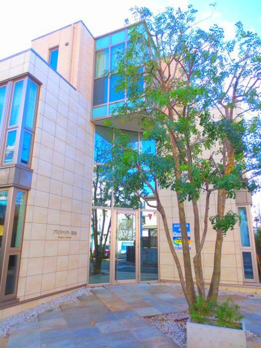 プロスペクト初台の物件外観写真