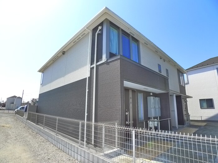 サニープレイスの物件外観写真