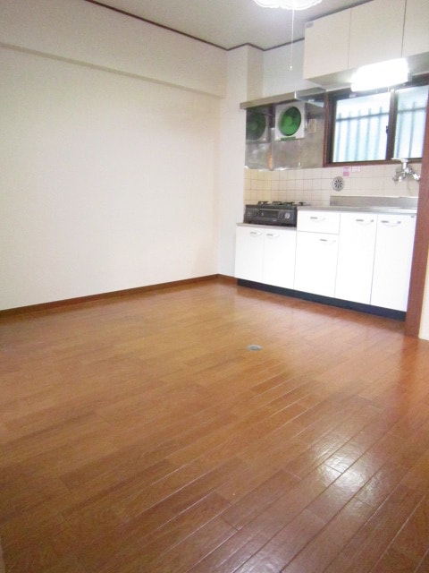 リバーランドハイツＢの物件内観写真