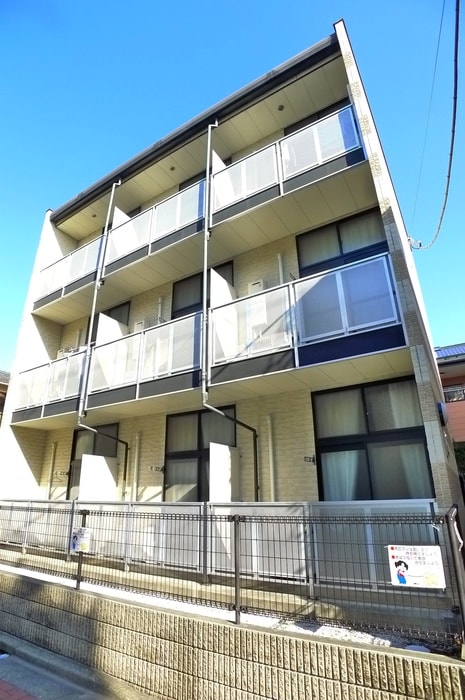 ピークシーダーの物件外観写真