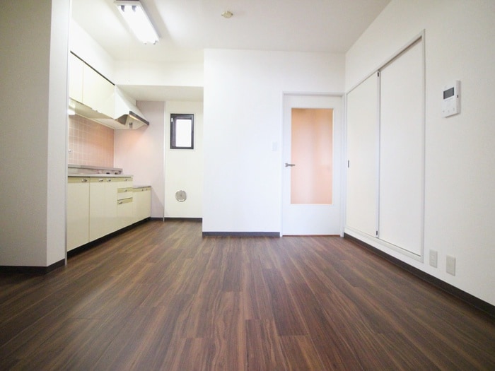 グランドステータス中村の物件内観写真