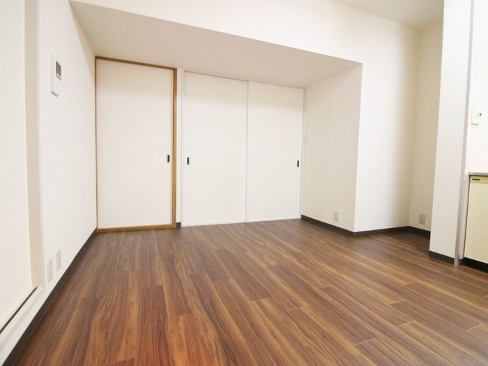 グランドステータス中村の物件内観写真