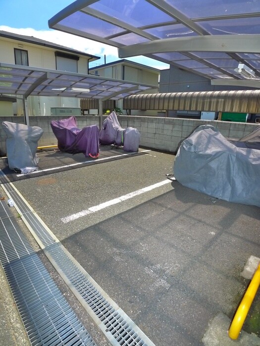 ジュネスメゾンドールの物件外観写真