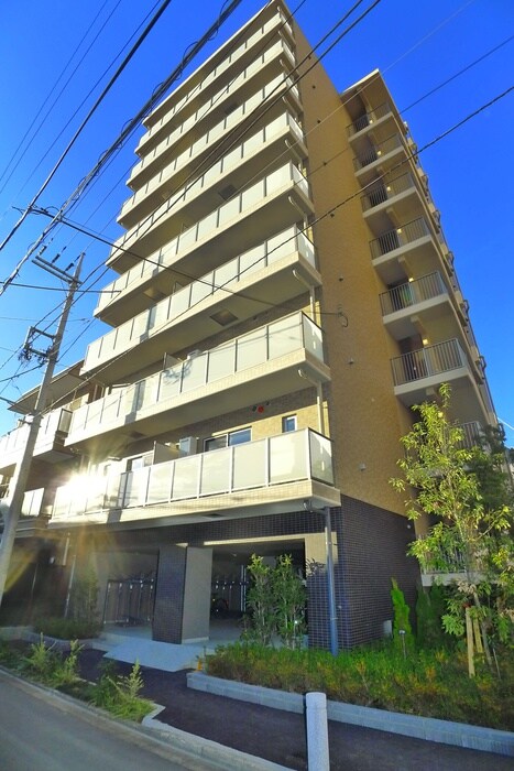 メイクスアート五反野の物件外観写真