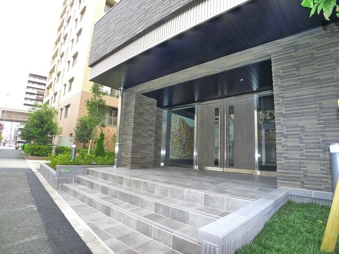 メイクスアート五反野の物件外観写真