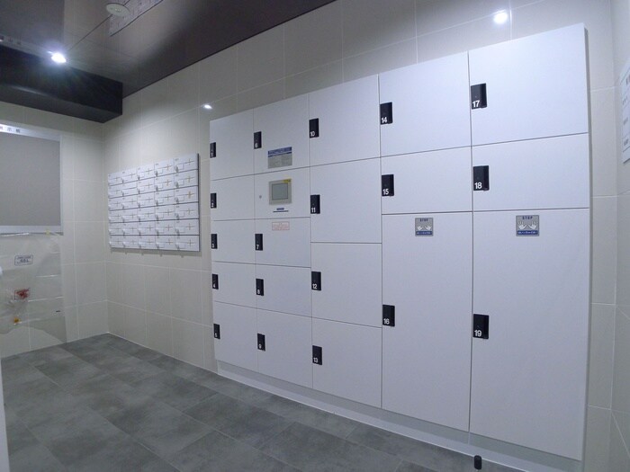 メイクスアート五反野の物件外観写真