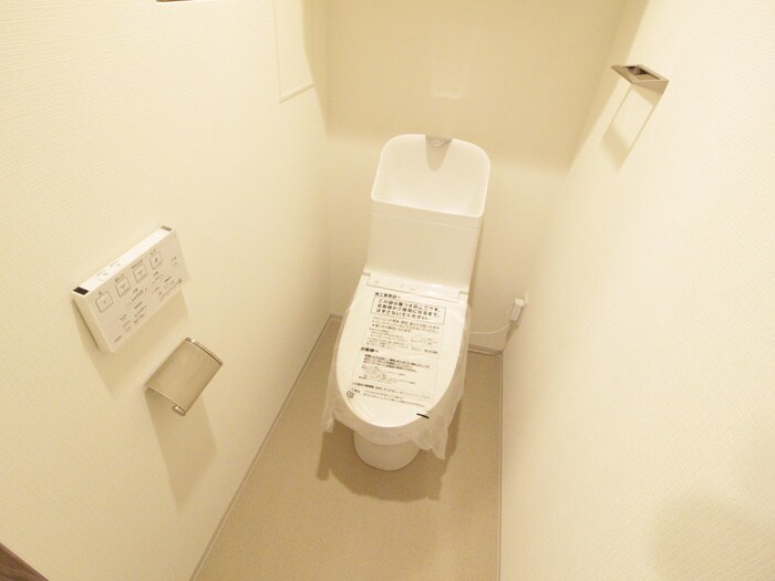 プラウドフラット菊川の物件内観写真