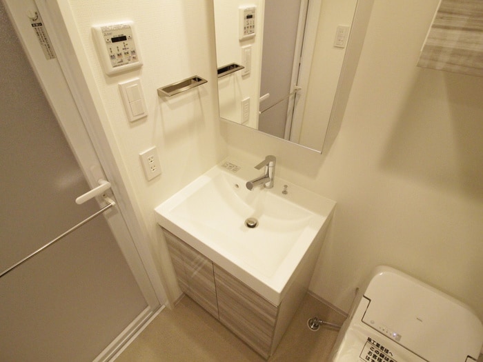 プラウドフラット菊川の物件内観写真