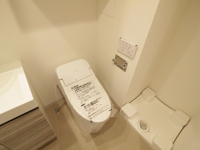 プラウドフラット菊川の物件内観写真