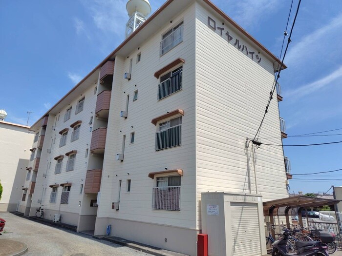 ロイヤルハイツの物件外観写真