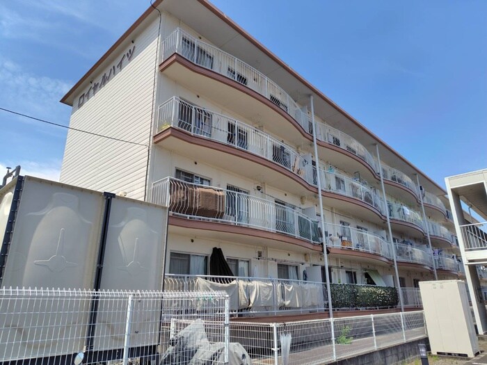 ロイヤルハイツの物件外観写真