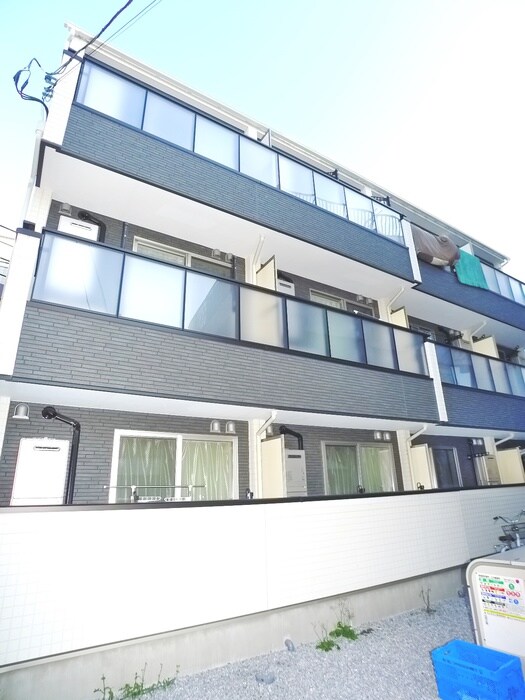 コンフォートレジデンス西新井の物件外観写真