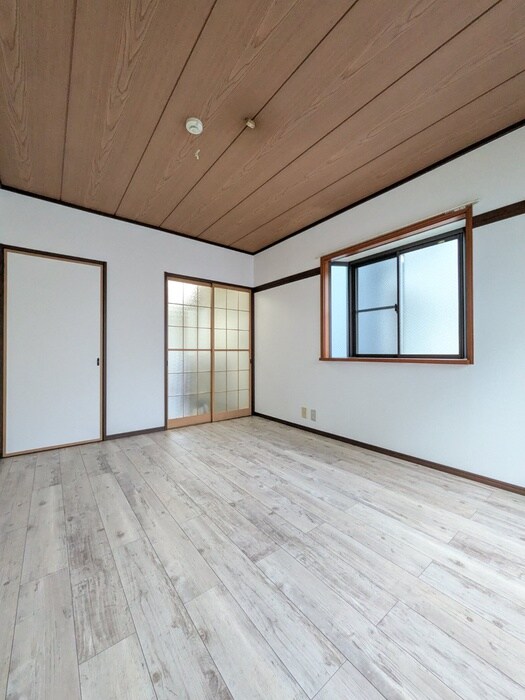 ホワイトドミ－ルの物件内観写真