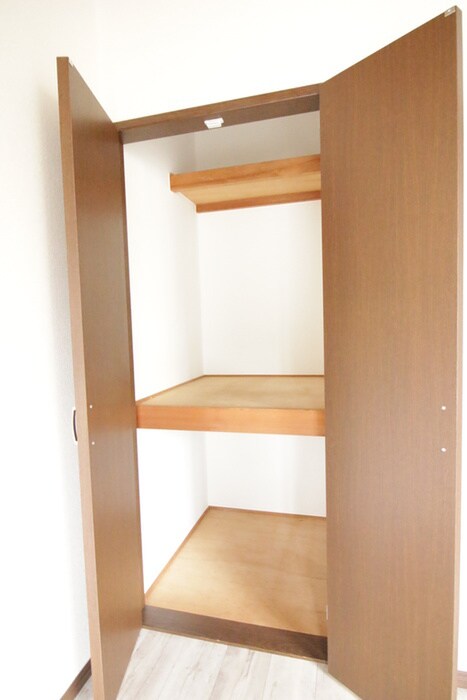 ホワイトドミ－ルの物件内観写真