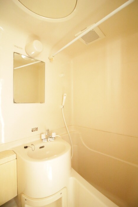 ホワイトドミ－ルの物件内観写真