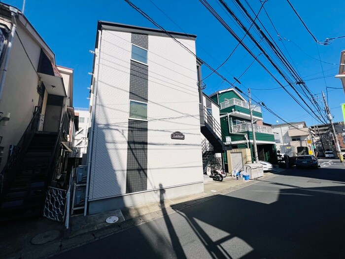 ラスティアの物件外観写真