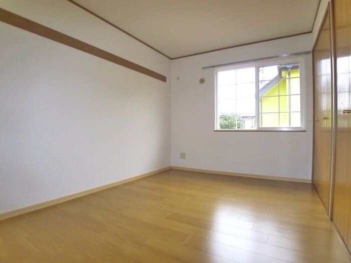 ルミエ－ルＢの物件内観写真