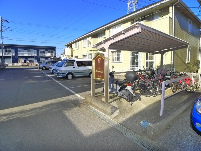 ルミエ－ルＢの物件外観写真